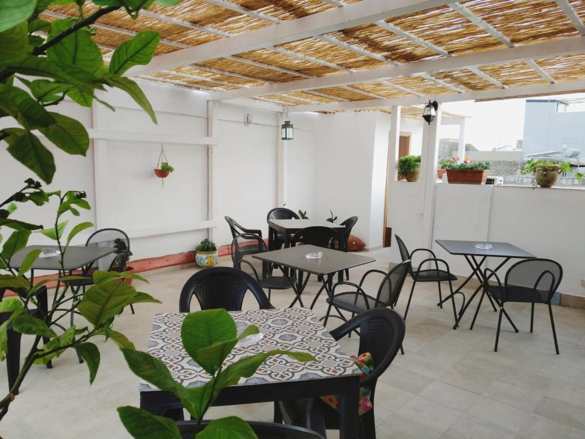 Hotel La casa di Aneupe à Syracuse Extérieur photo
